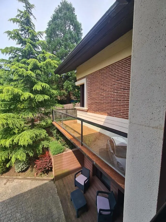 Golf & Pool Villa Basozabal 0*,  Spain
